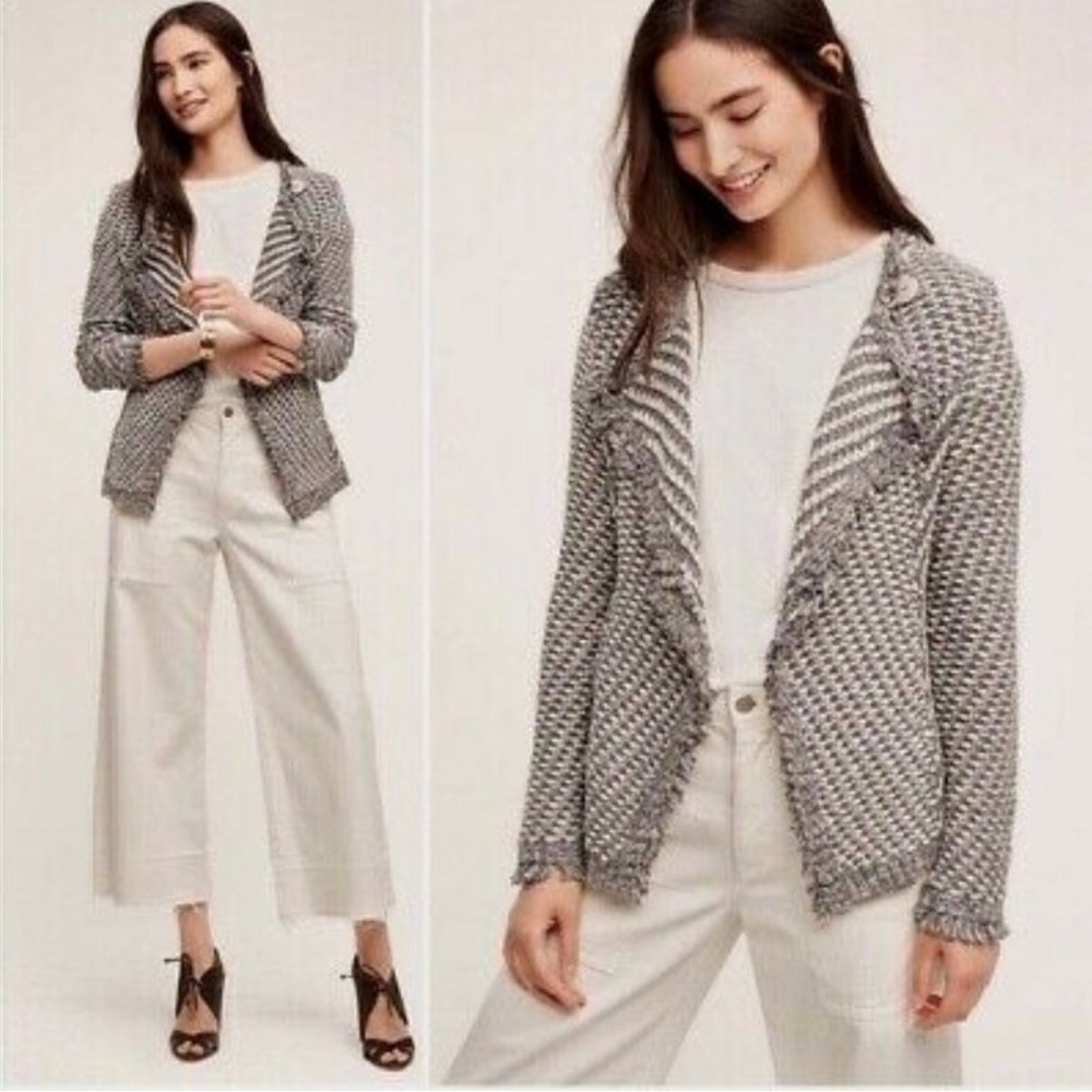 Angel Of The North Gray Cream Sweater Jacket Small